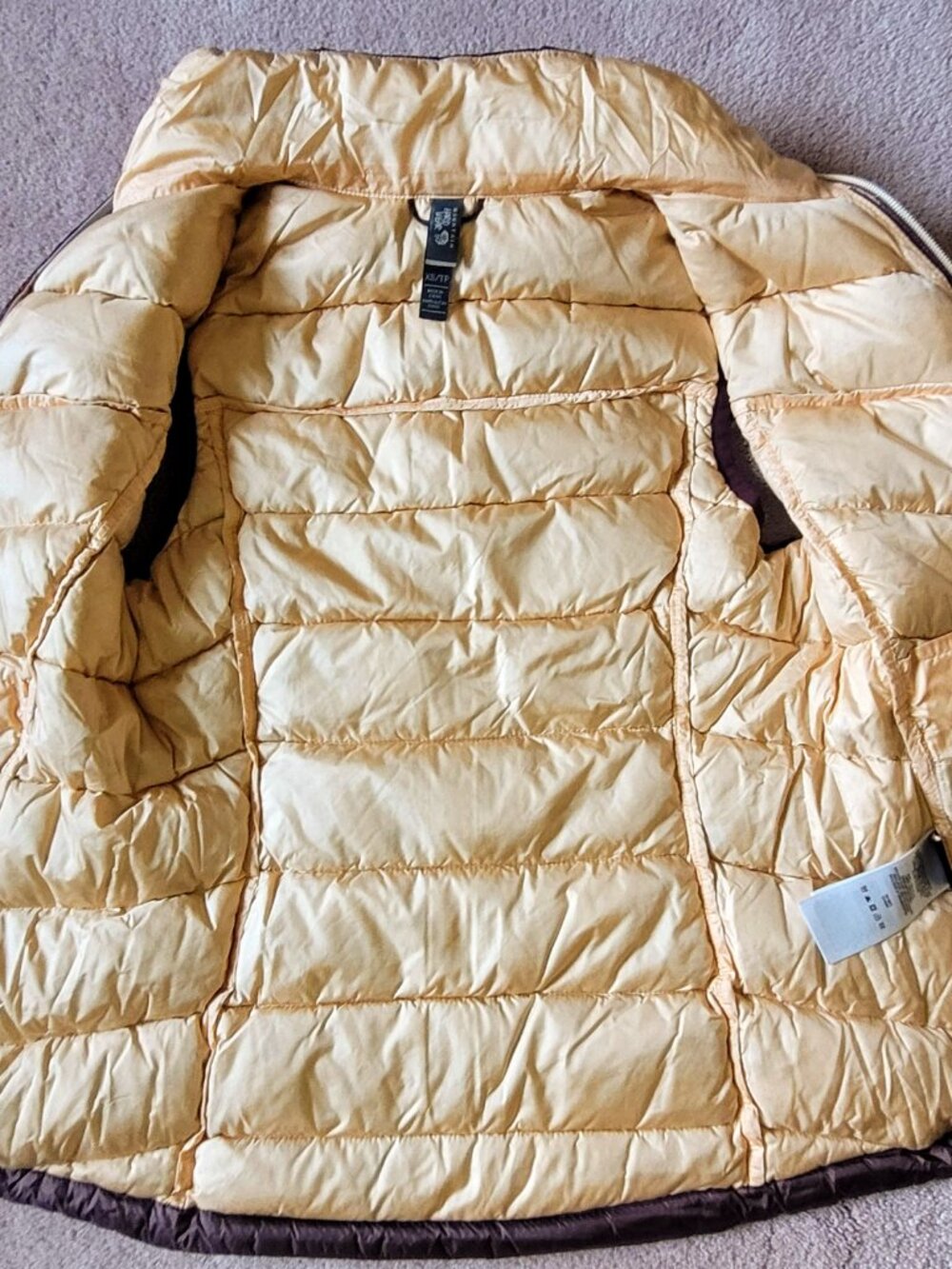 Mountain Hardwear Ratio Down Vest Q.Shield 650 Fill Purple Plum/Marionberry XS - Picture 4 of 8